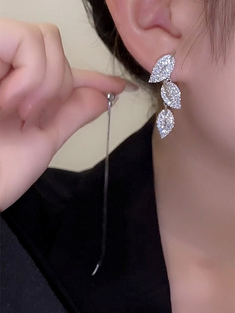 Brincos folheados! com zircônia