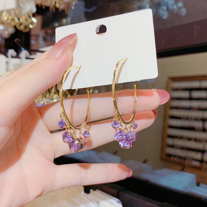 Argolas Folheadas a ouro! com Zircônias