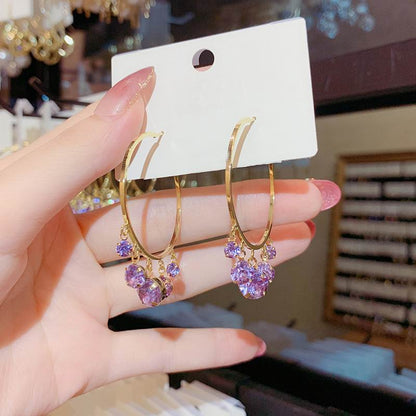 Argolas Folheadas a ouro! com Zircônias