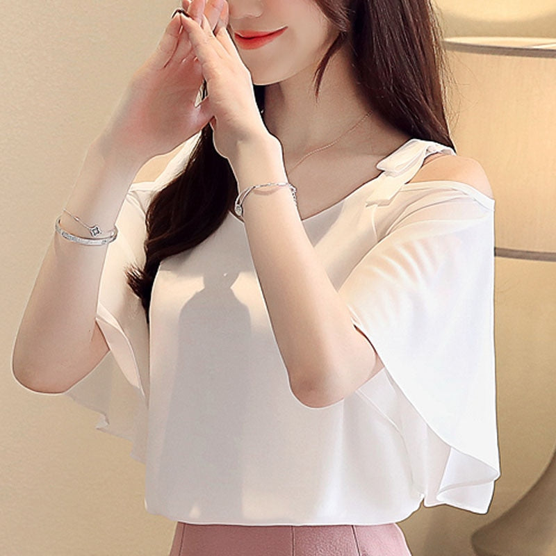 Blusa decotada em chifon