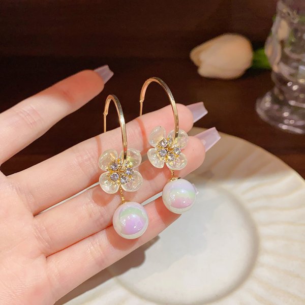 Brincos folheados a ouro! com pedra da lua!