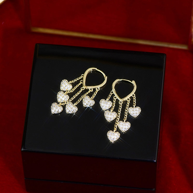 Brincos com banho de ouro 14k com zircônias!